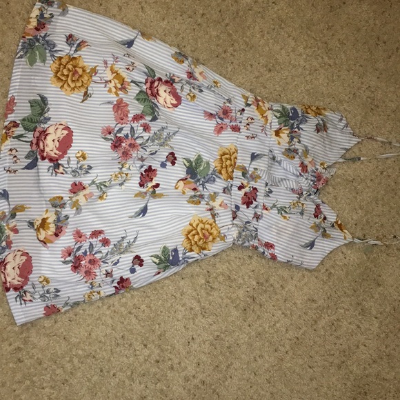 Dress - Picture 1 of 4